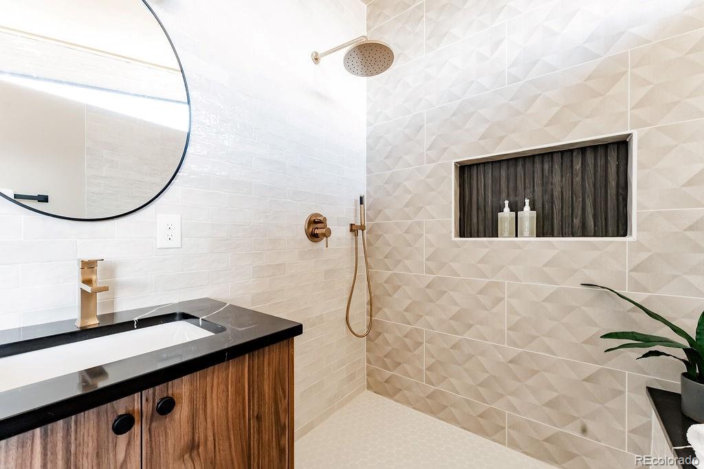 2440 S Meade Street Denver CO 80219