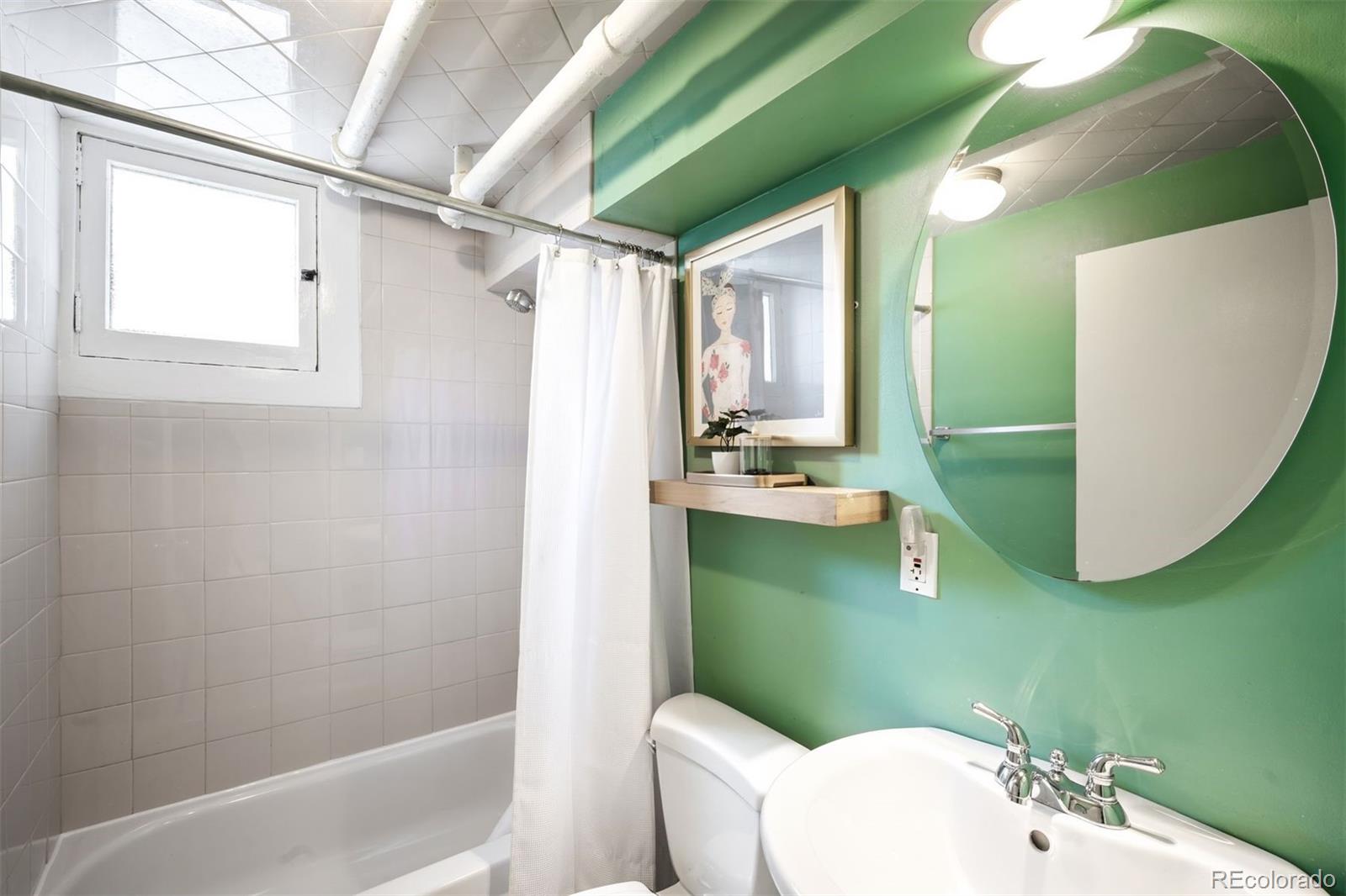 1368 Ash Street Denver CO 80220