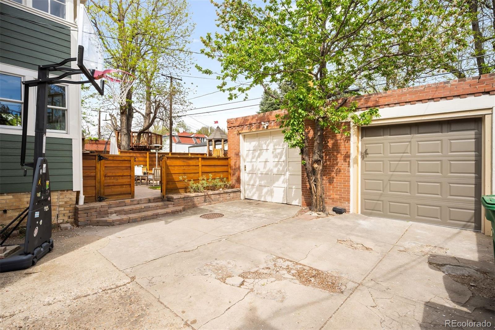 1368 Ash Street Denver CO 80220