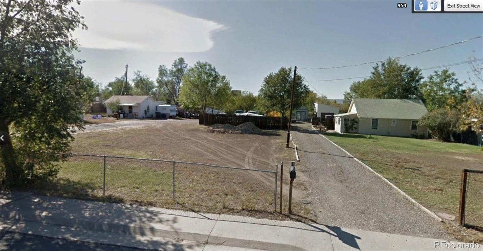 971 S Wolff Street Denver CO 80219
