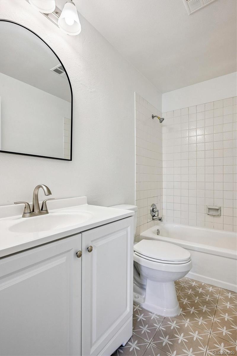 17900 E Asbury Drive Aurora CO 80013