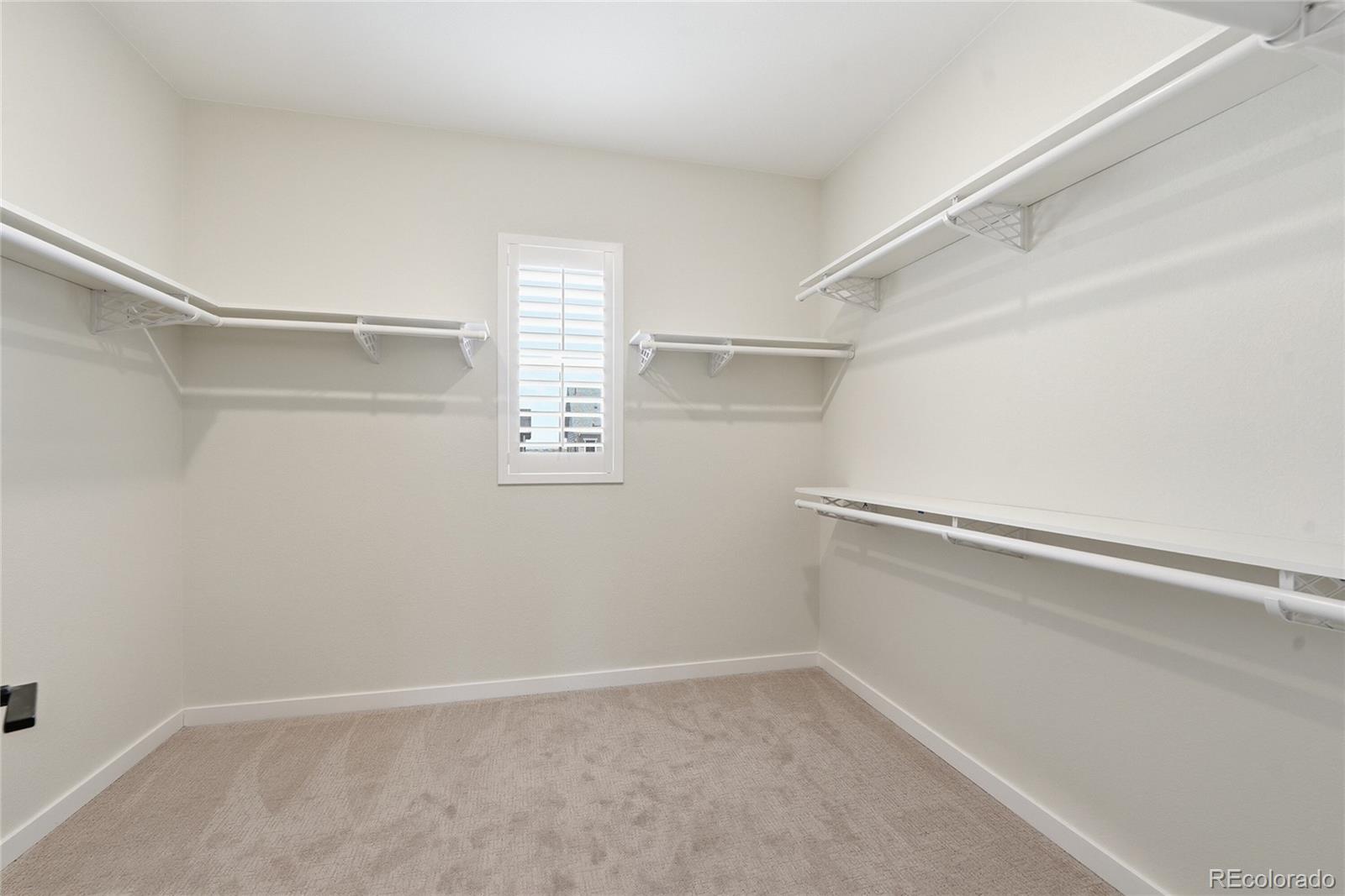 8952 Bellsong Circle Littleton CO 80125