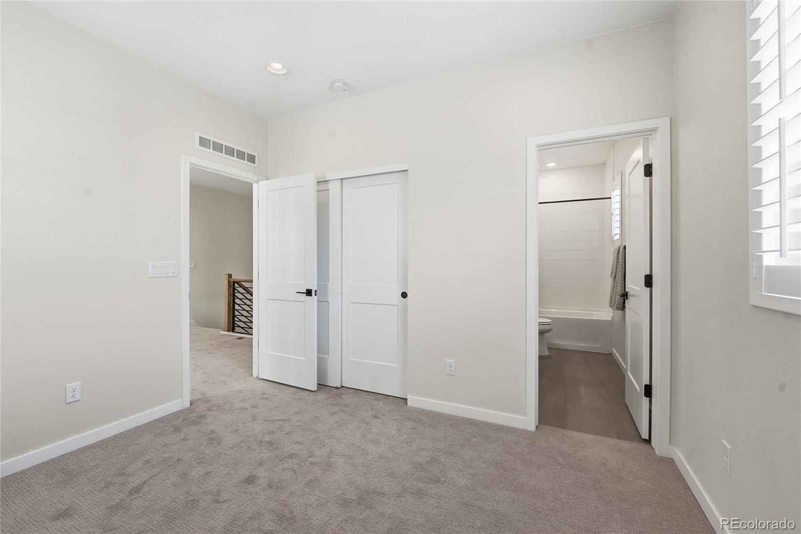 8952 Bellsong Circle Littleton CO 80125