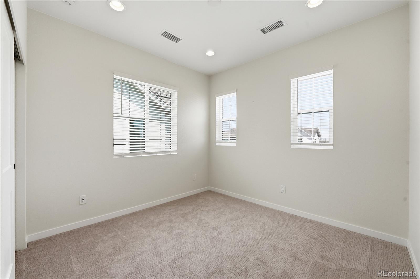 8952 Bellsong Circle Littleton CO 80125
