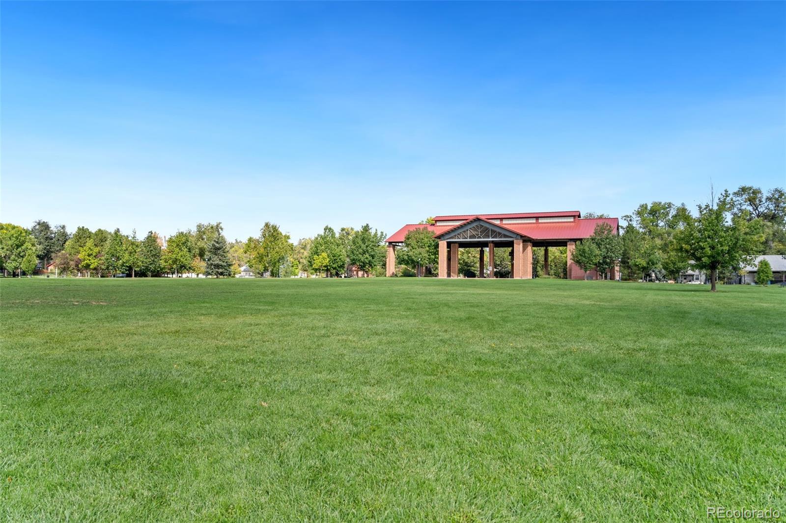 879 Glenarbor Circle Longmont CO 80504