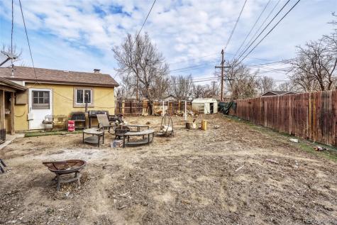 990 Toledo Street Aurora CO 80011