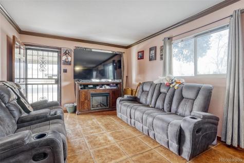 990 Toledo Street Aurora CO 80011