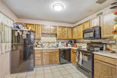 990 Toledo Street Aurora CO 80011