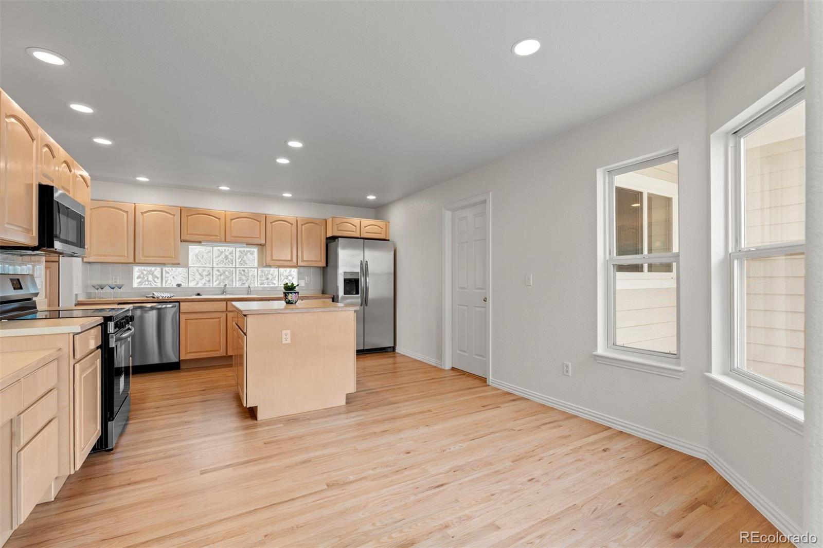 1011 S Valentia Street Denver CO 80247