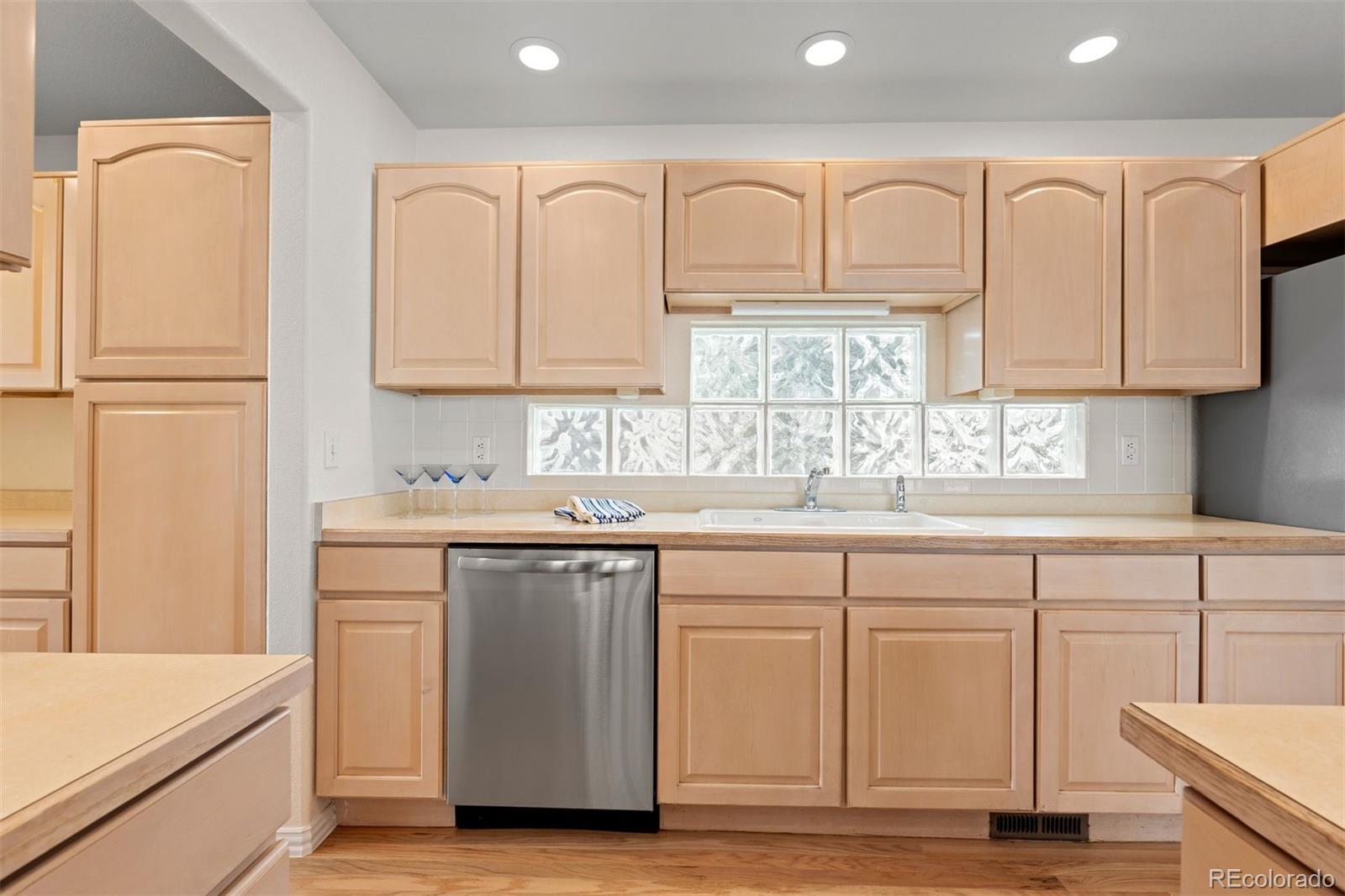 1011 S Valentia Street Denver CO 80247