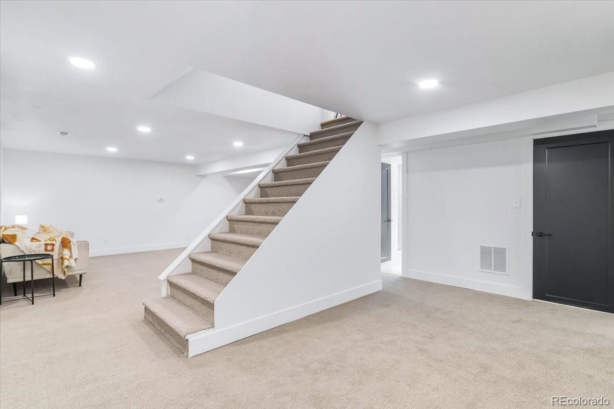 832 S Holly Street Denver CO 80246