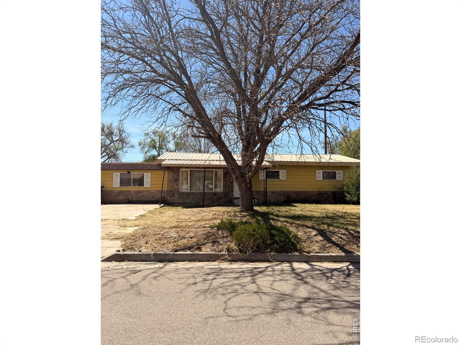 117 Pine Street Log Lane Village CO 80705