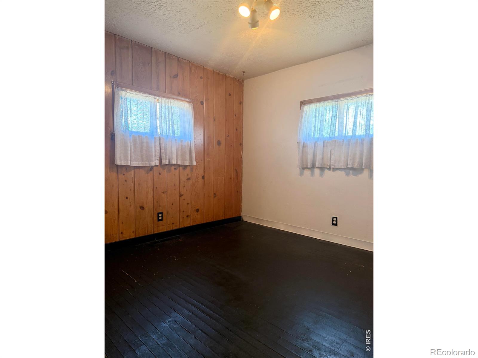 117 Pine Street Log Lane Village CO 80705