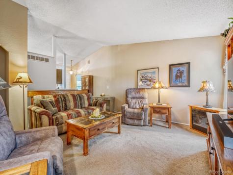 2746 S Uravan Street Aurora CO 80013
