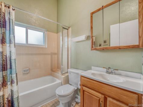 2746 S Uravan Street Aurora CO 80013