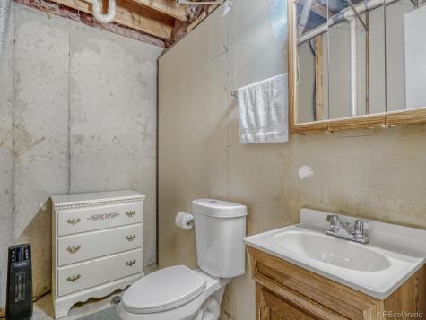 2746 S Uravan Street Aurora CO 80013
