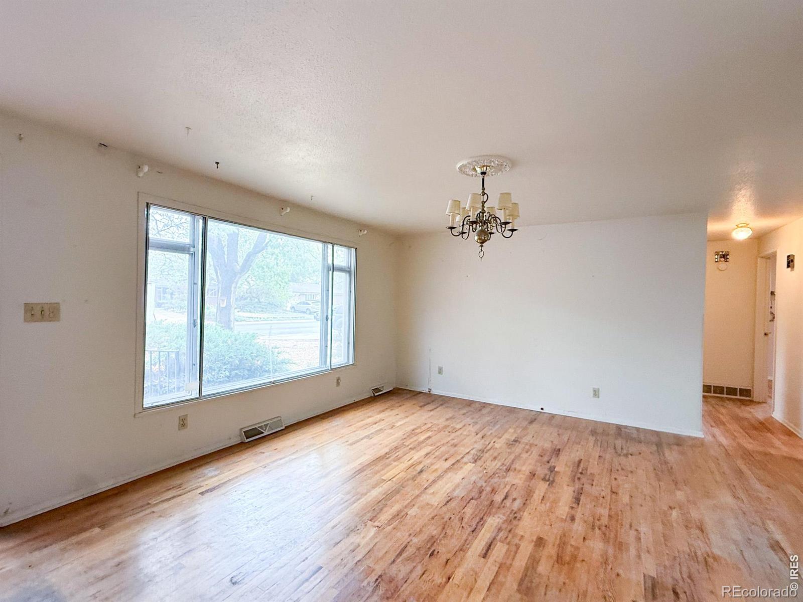 960 E 9th Avenue Broomfield CO 80020