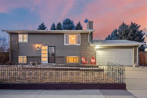 803 Nucla Street Aurora CO 80011
