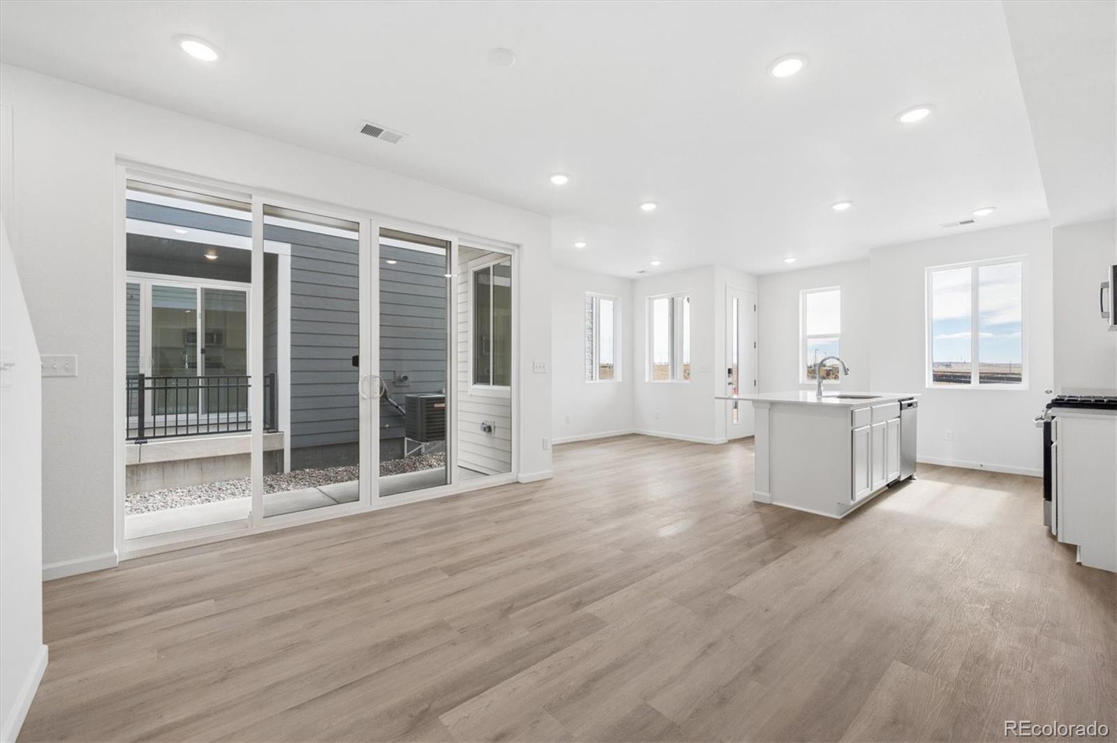 24121 E 30th Place Aurora CO 80019