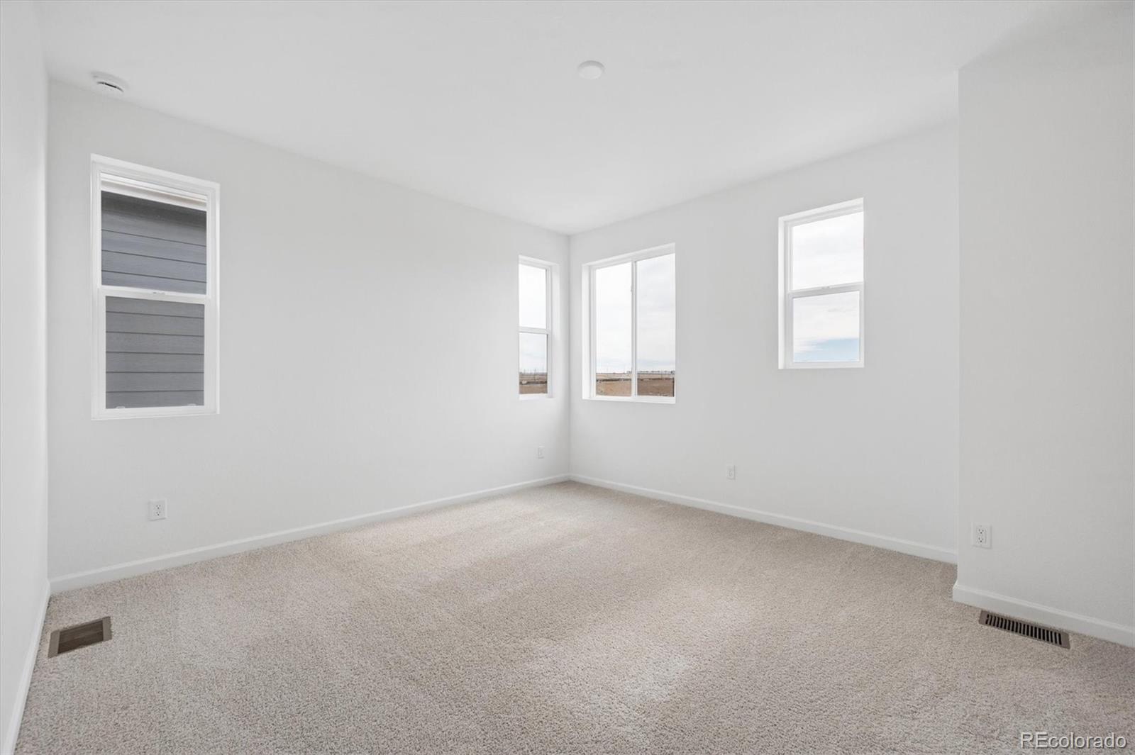24121 E 30th Place Aurora CO 80019