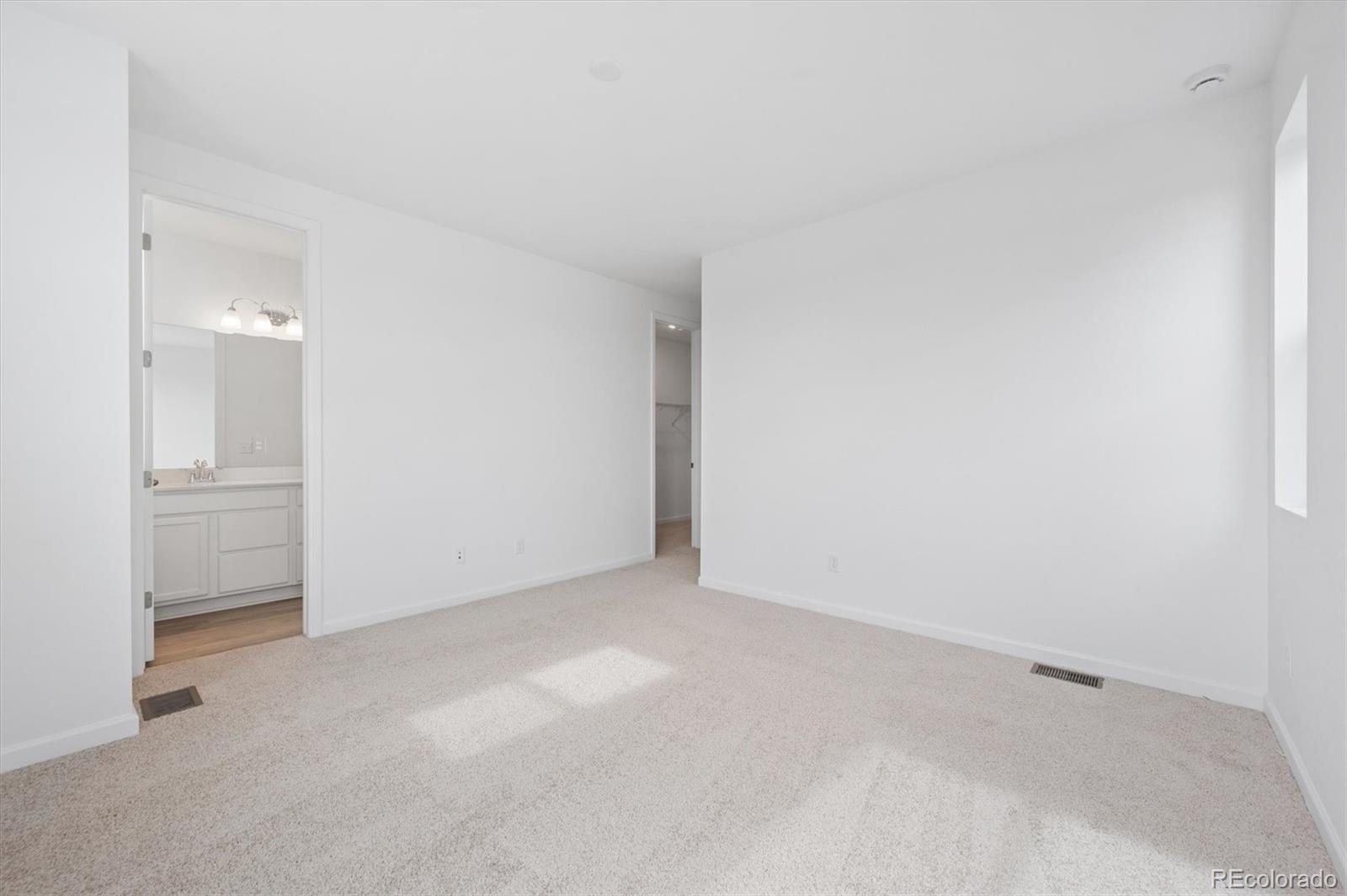 24121 E 30th Place Aurora CO 80019