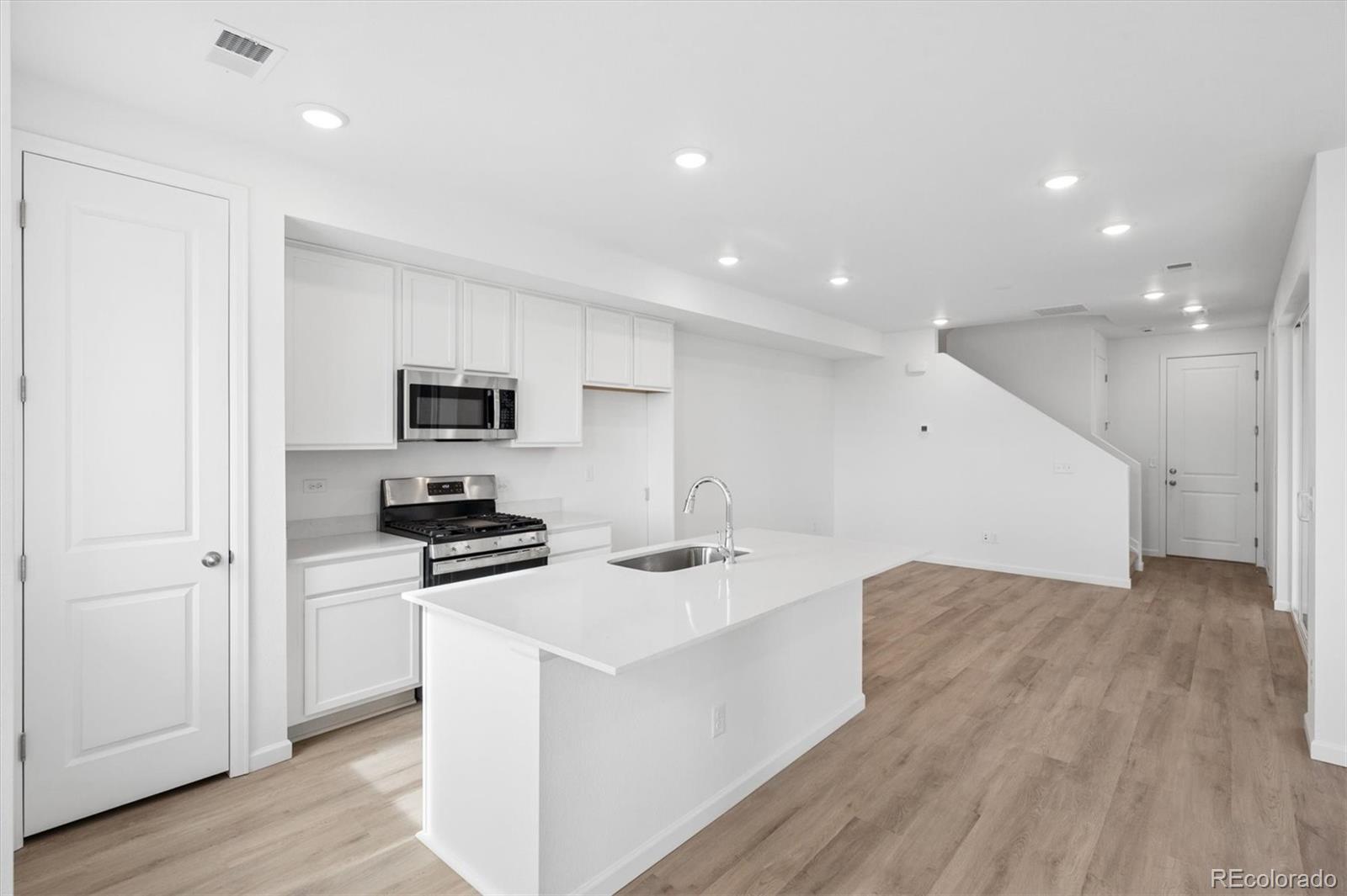 24121 E 30th Place Aurora CO 80019