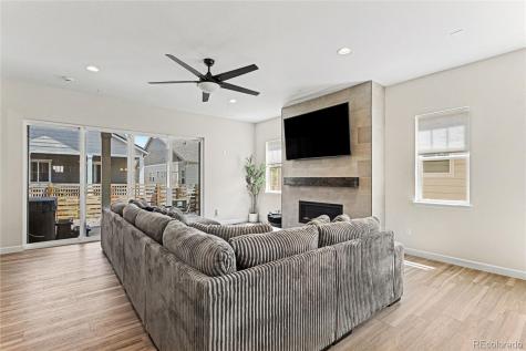 4044 Haleyville Court Aurora CO 80019