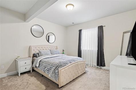 4044 Haleyville Court Aurora CO 80019