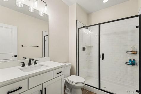 4044 Haleyville Court Aurora CO 80019