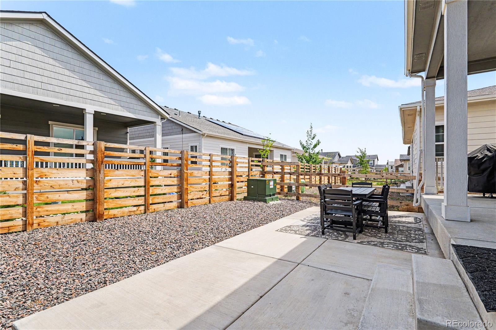 4044 Haleyville Court Aurora CO 80019