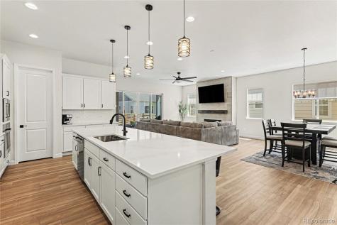 4044 Haleyville Court Aurora CO 80019