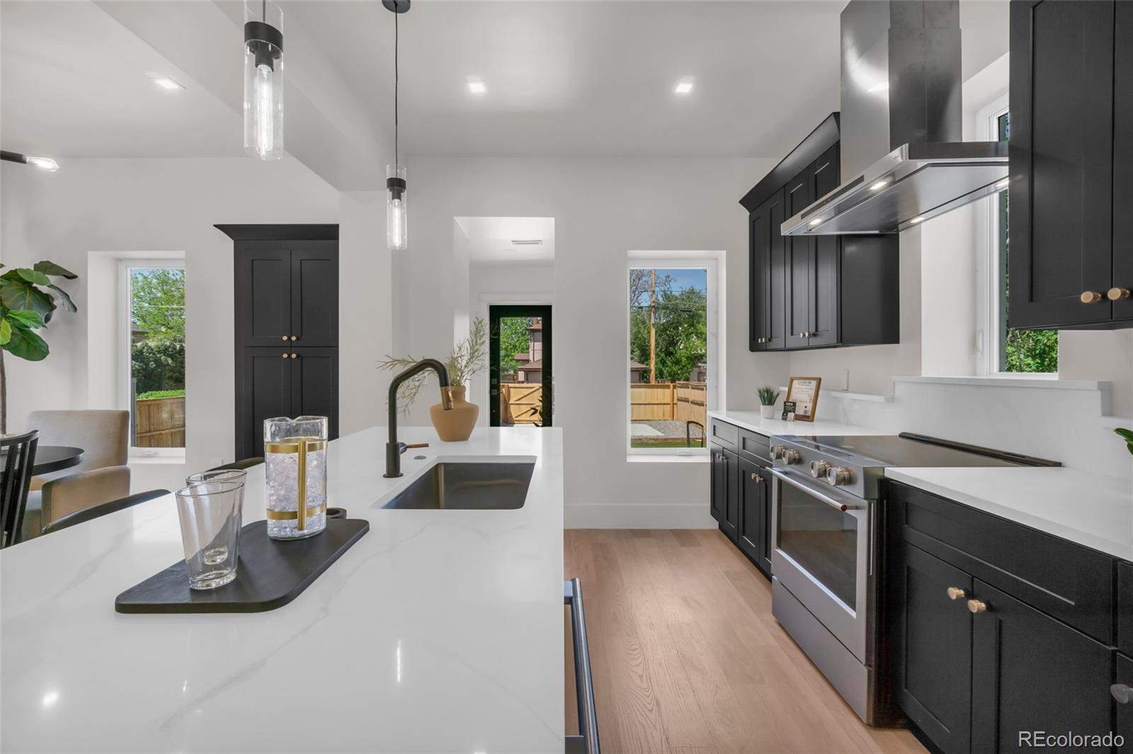 2905 N Vine Street Denver CO 80205