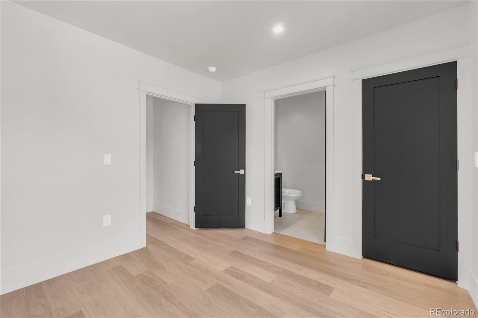 2905 N Vine Street Denver CO 80205