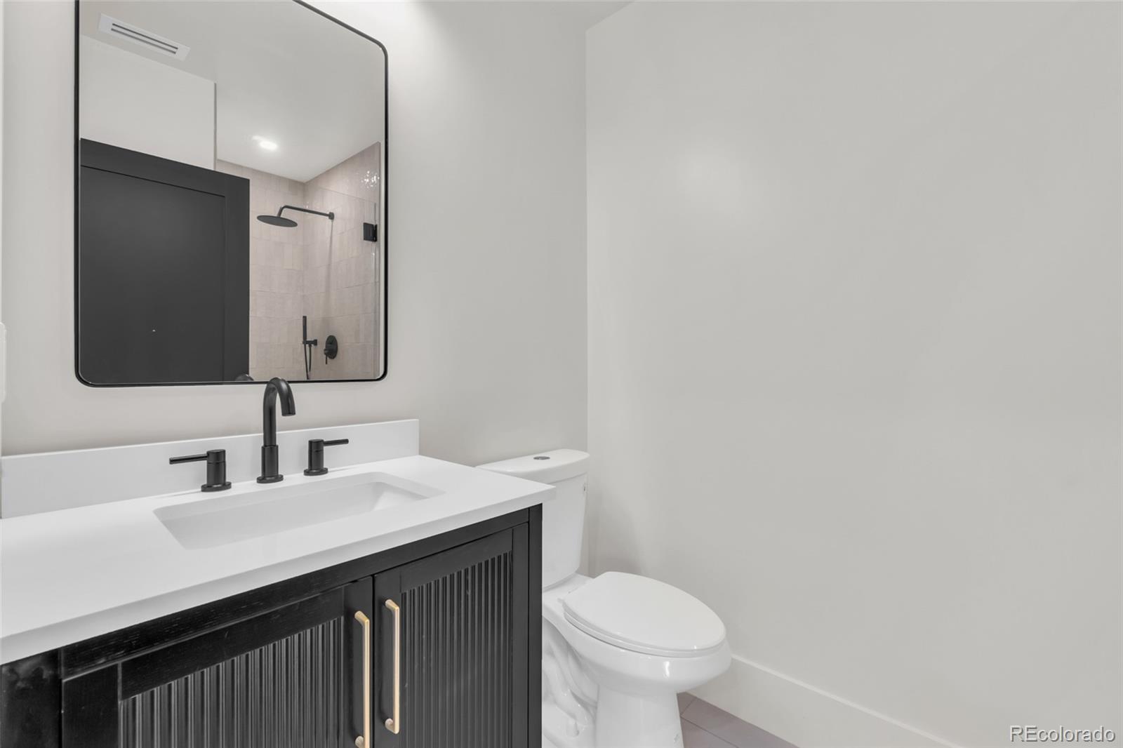 2905 N Vine Street Denver CO 80205