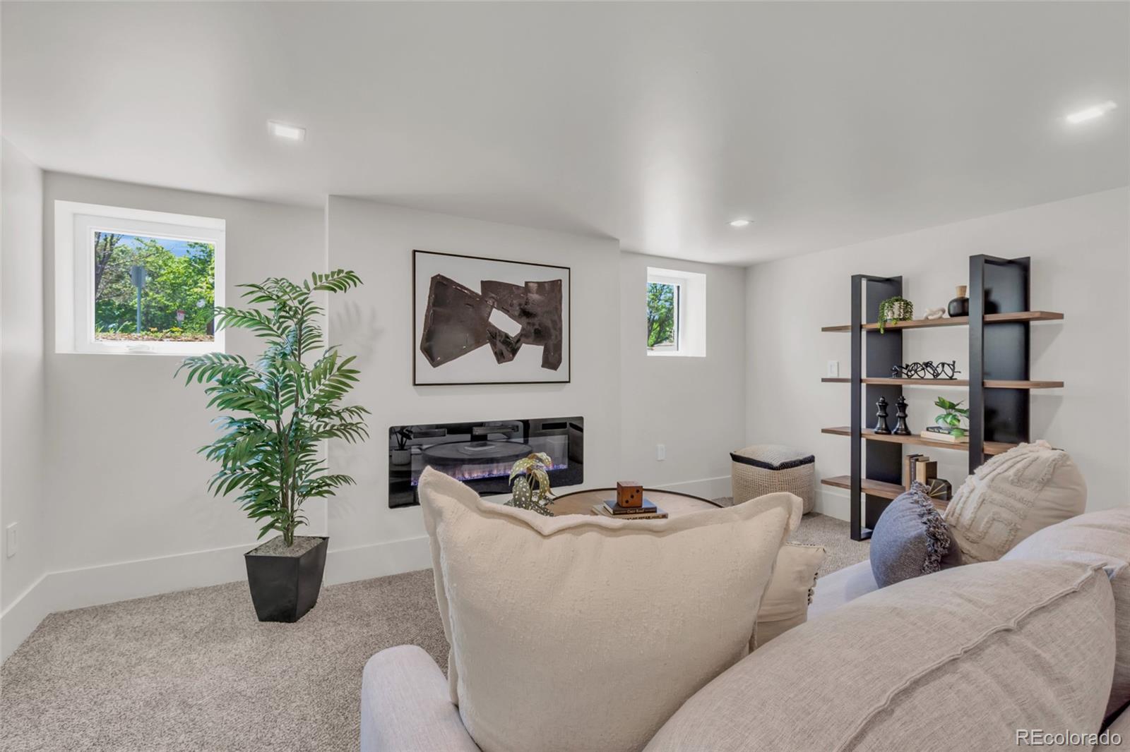 2905 N Vine Street Denver CO 80205
