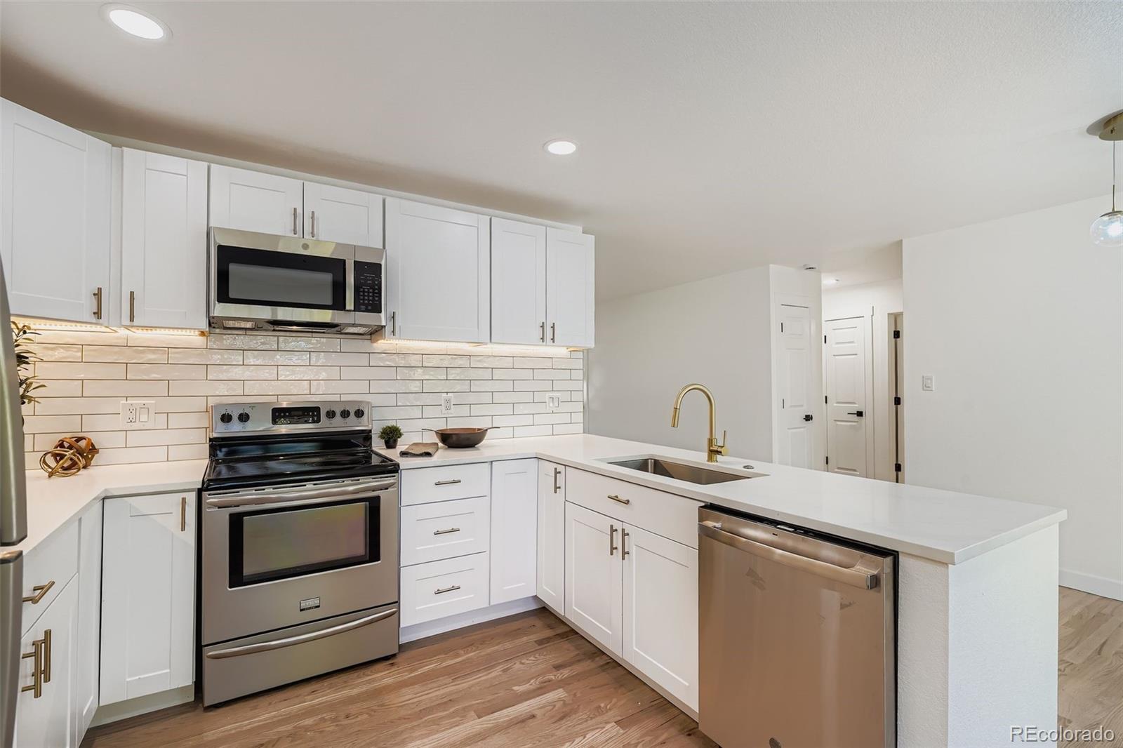 7077 Dudley Drive Arvada CO 80004