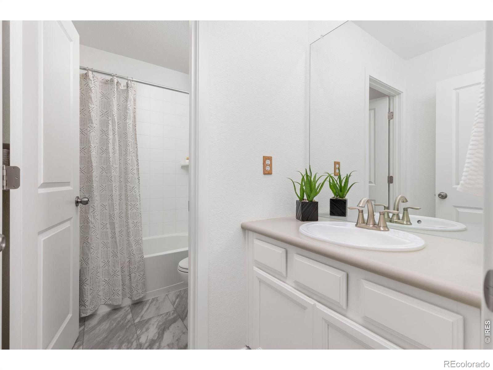 591 Greenville Alley Erie CO 80516