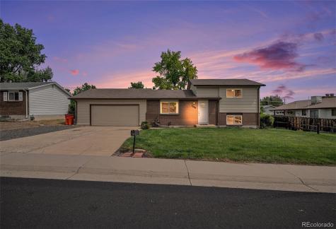 6413 W 76th Avenue Arvada CO 80003