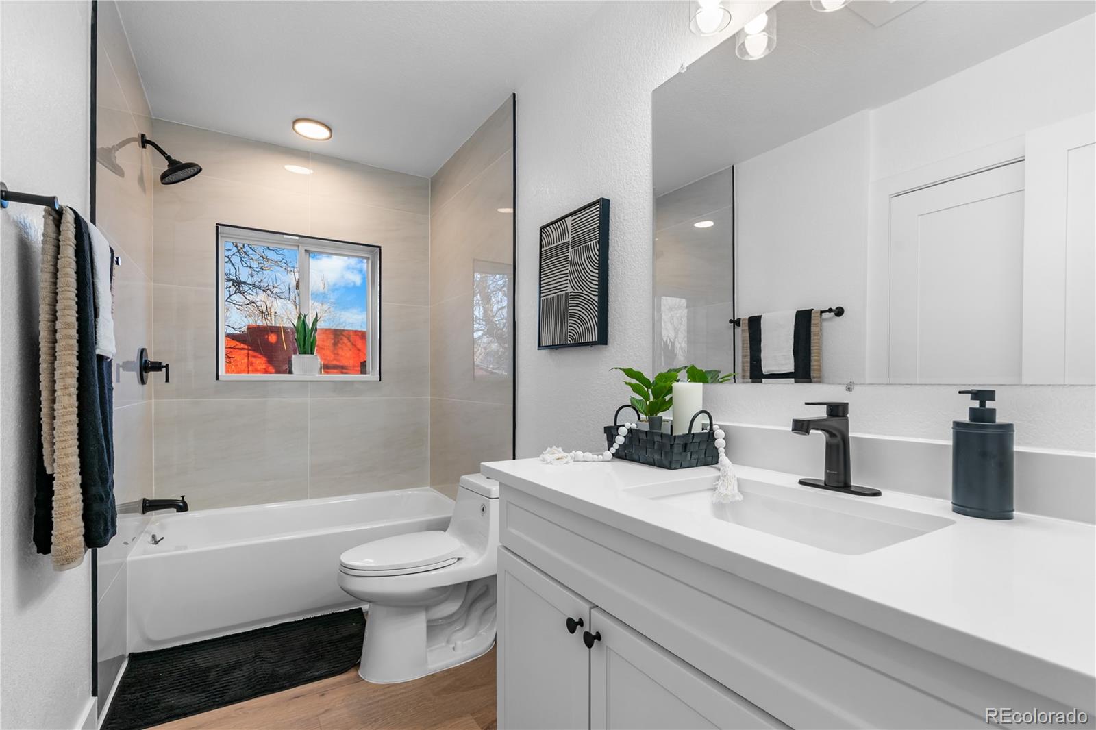 3217 N Clayton Street Denver CO 80205