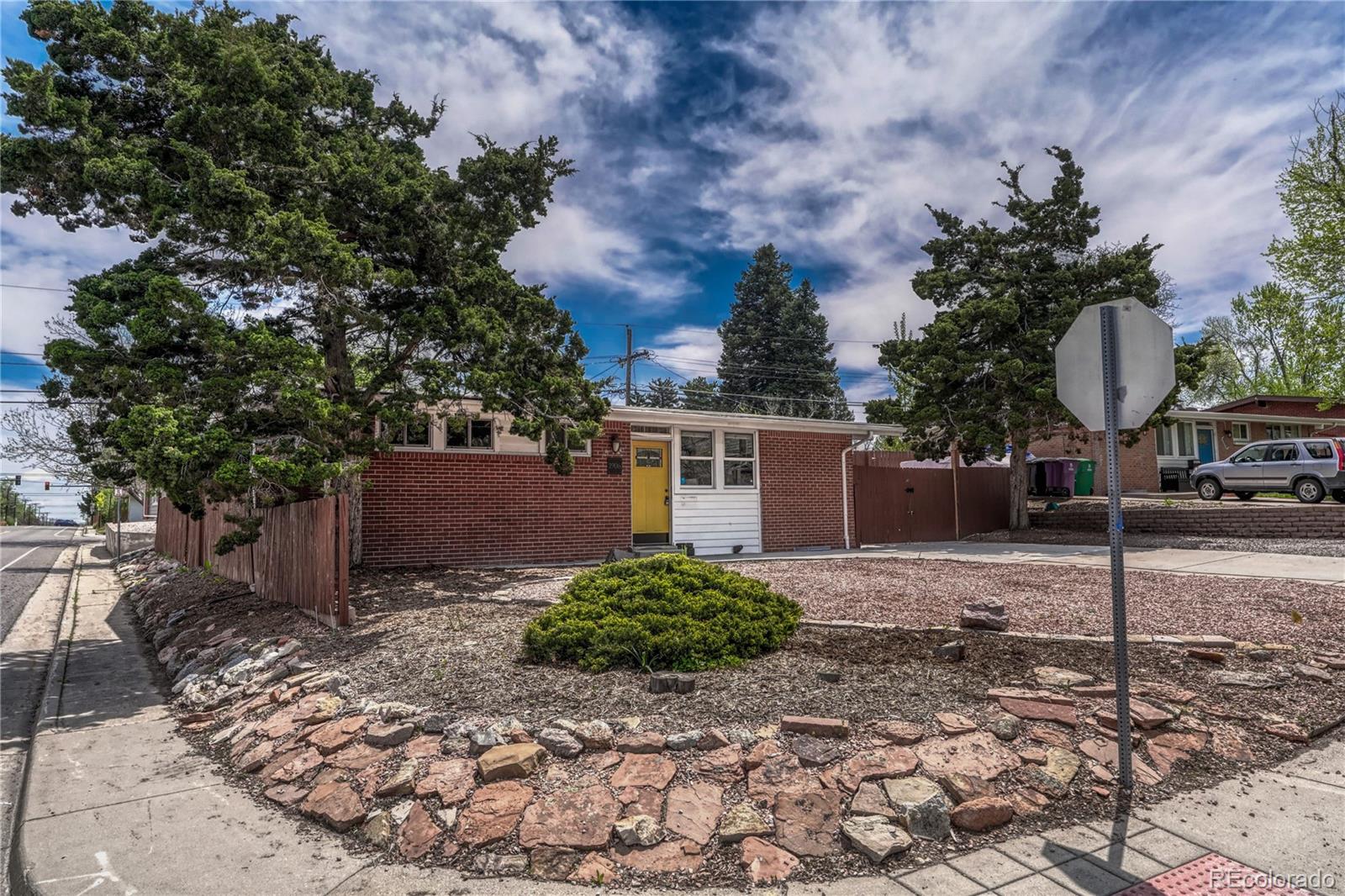1906 S Vrain Street Denver CO 80219
