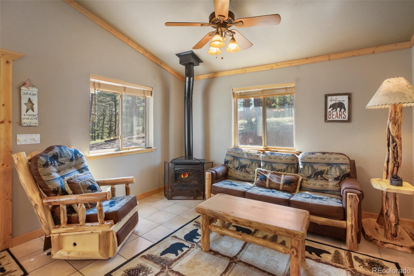 31 Handcart Circle Florissant CO 80816