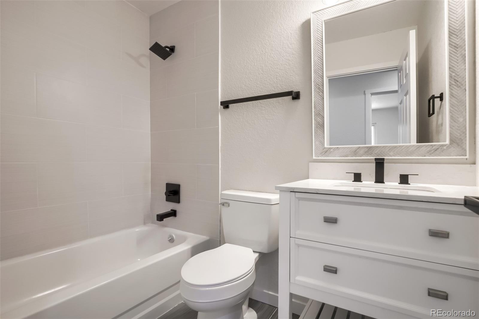 3752 S Mission Parkway Aurora CO 80013