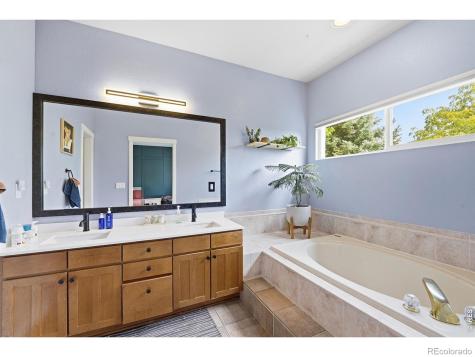 1714 Hemlock Way Broomfield CO 80020