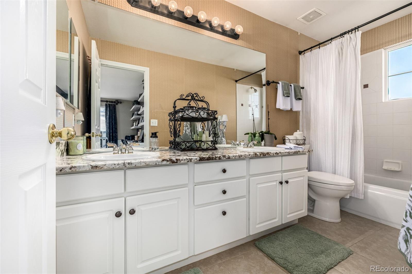 21916 E Costilla Drive Aurora CO 80016