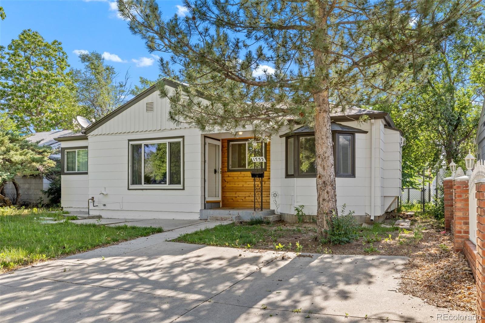 1732 Lansing Street Aurora CO 80010