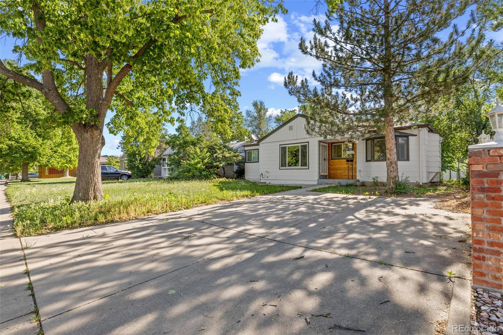 1732 Lansing Street Aurora CO 80010