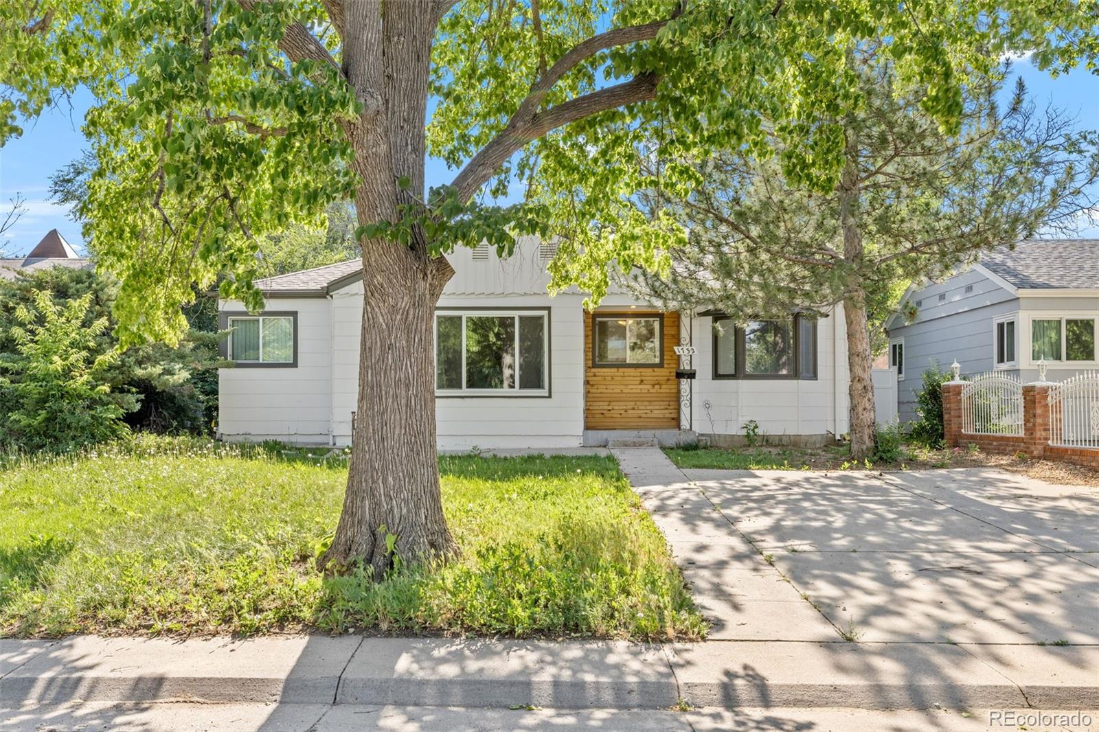1732 Lansing Street Aurora CO 80010