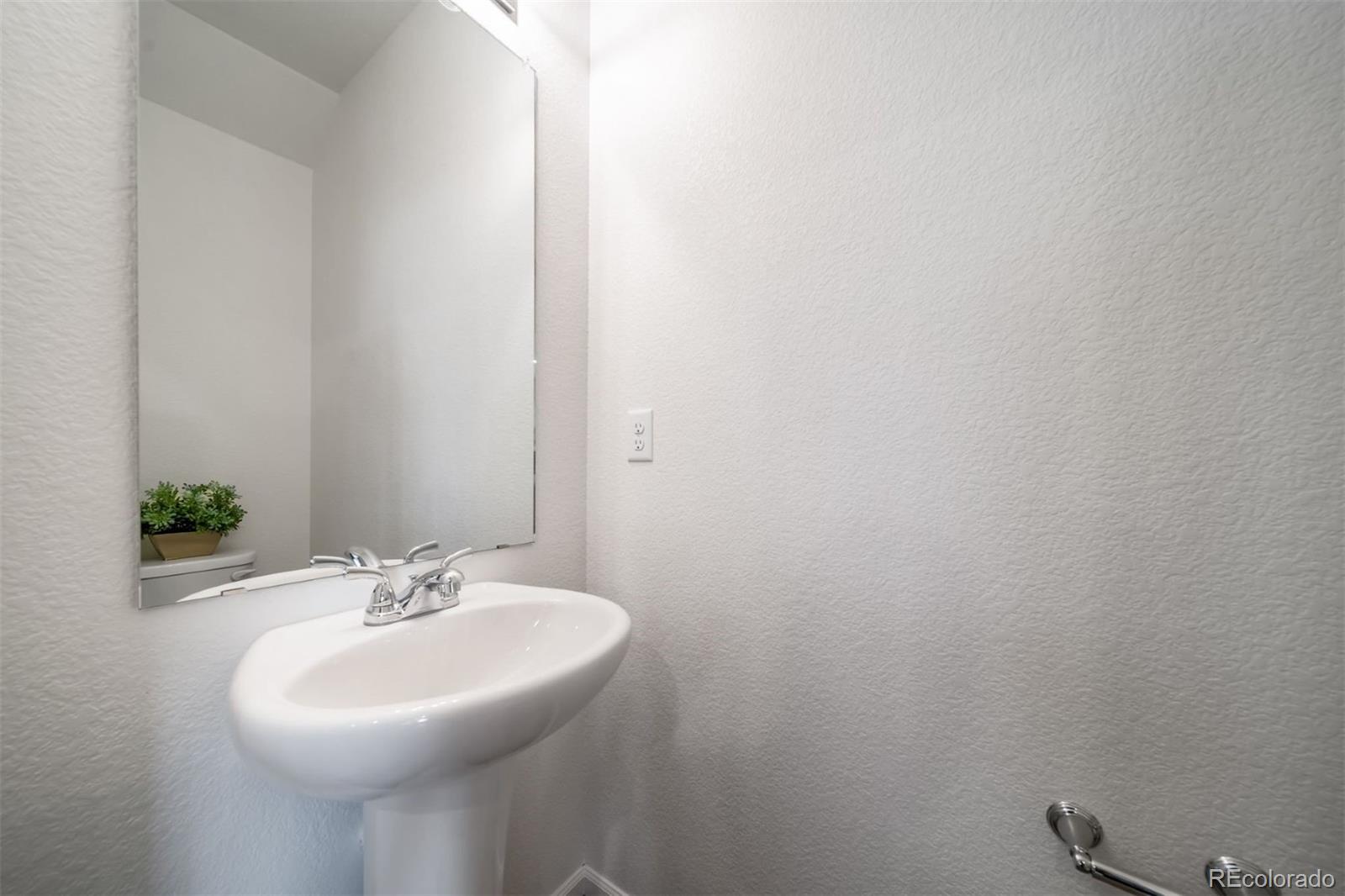 22343 E 46th Avenue Aurora CO 80019