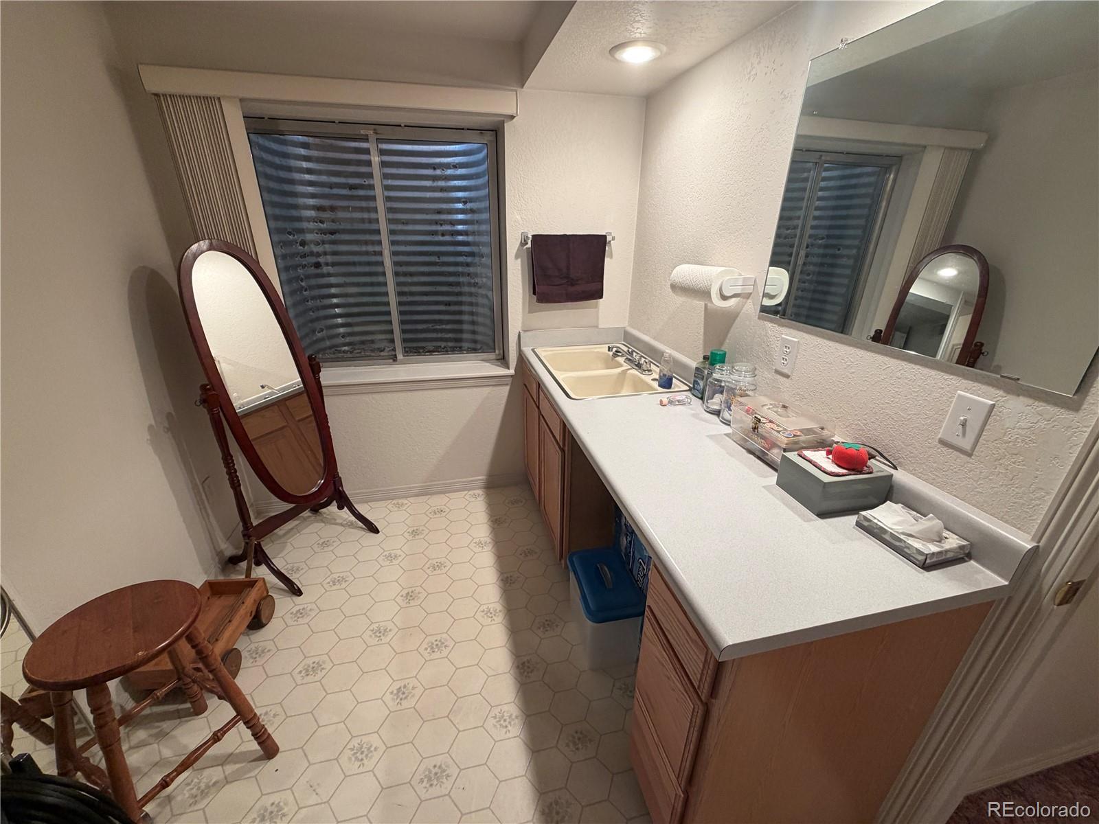 5372 Yank Way Arvada CO 80002