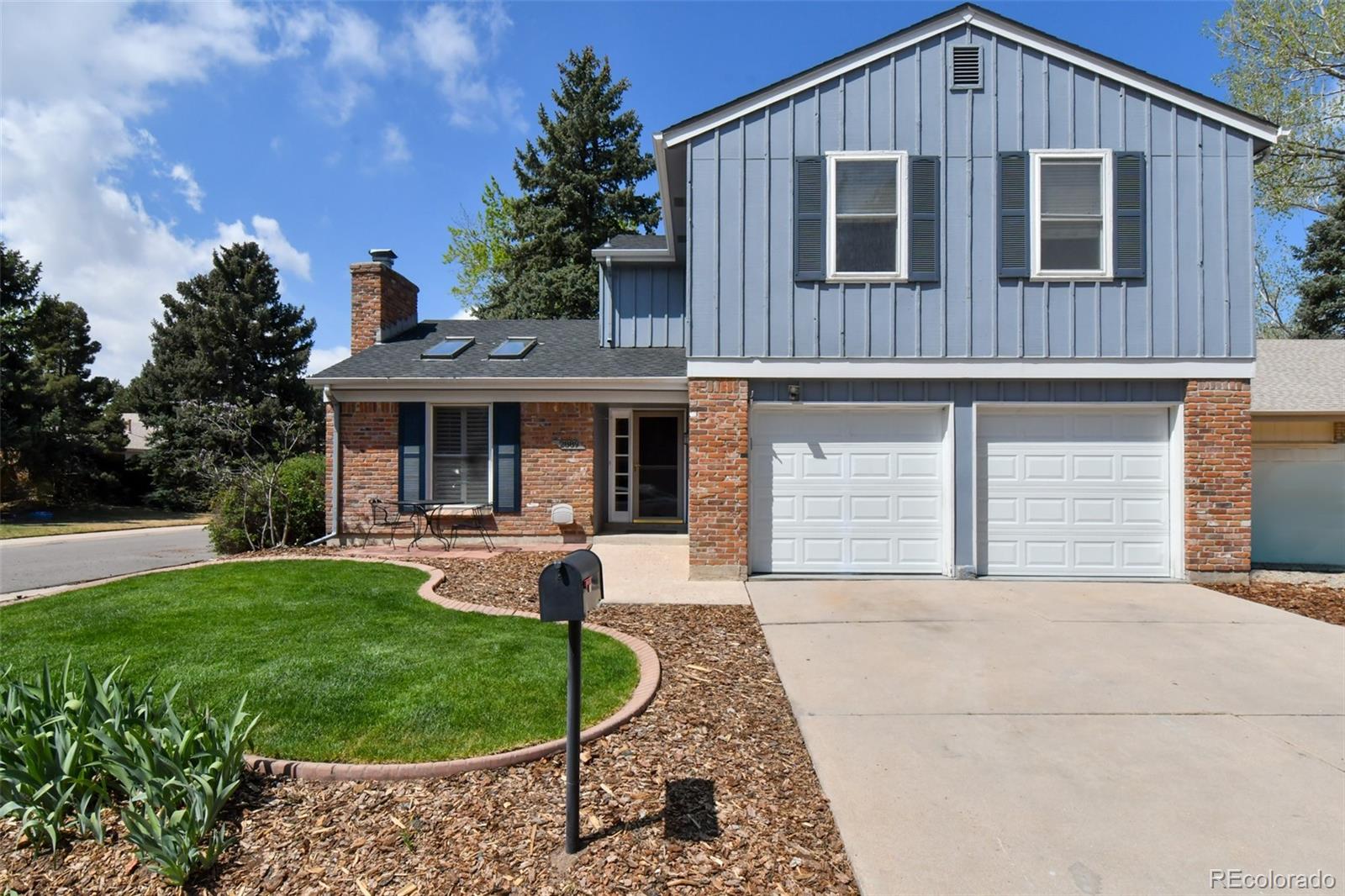 2889 Newark Place Aurora CO 80014